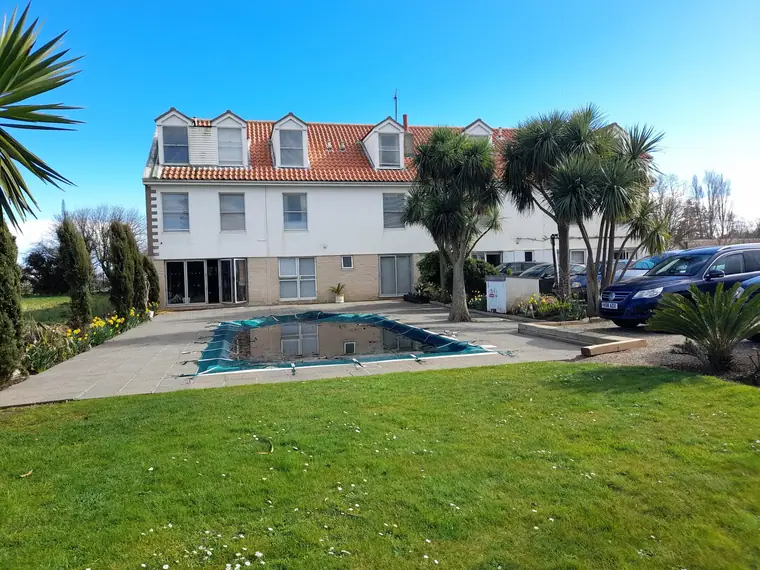 Beachcombers Hotel - Jersey