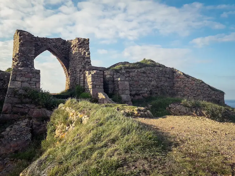 Les Landes & Grosnez Castle - Jersey